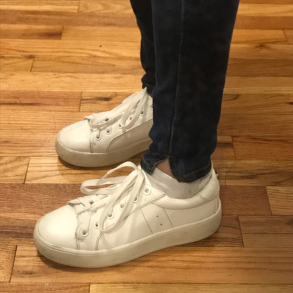 STEVE MADDEN white sneakers
